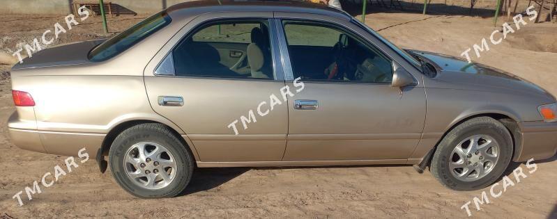 Toyota Camry 2000 - 130 000 TMT - Akdepe - img 6