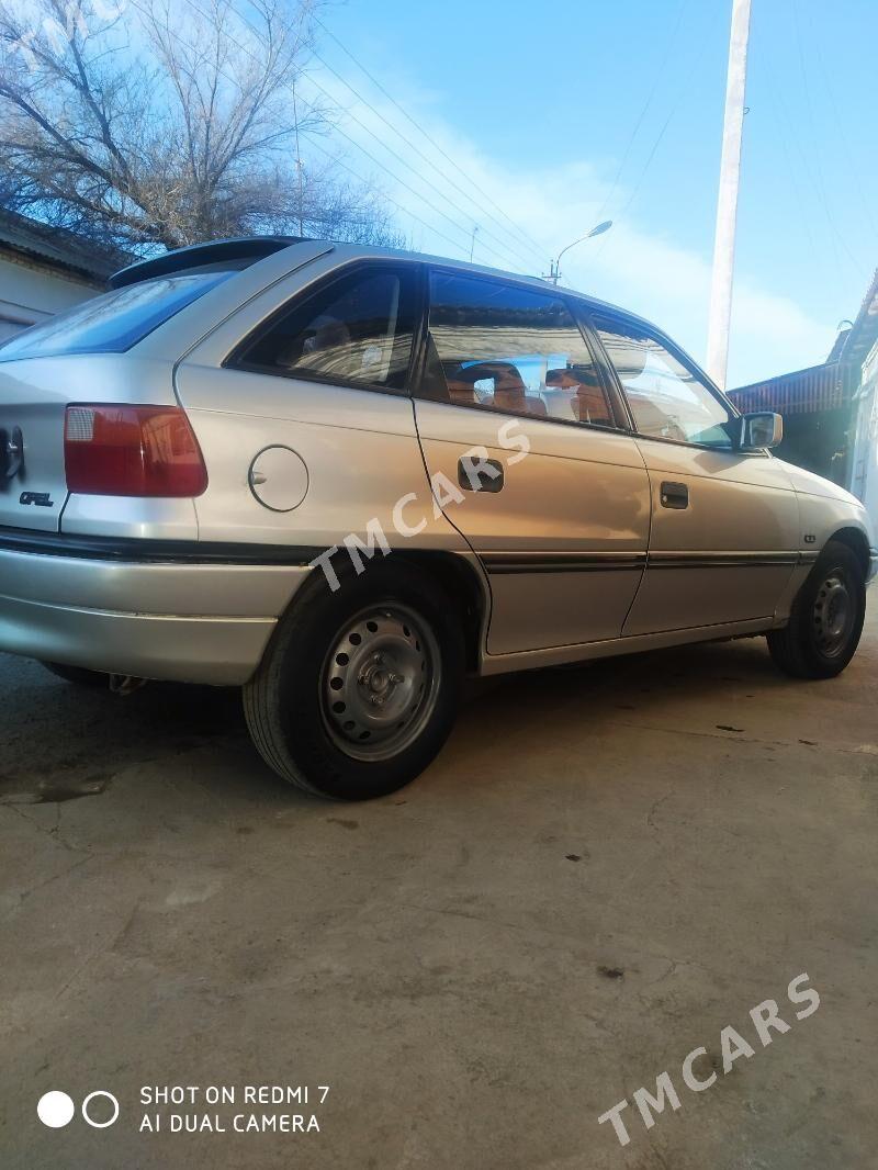 Opel Astra 1992 - 40 000 TMT - Daşoguz - img 3