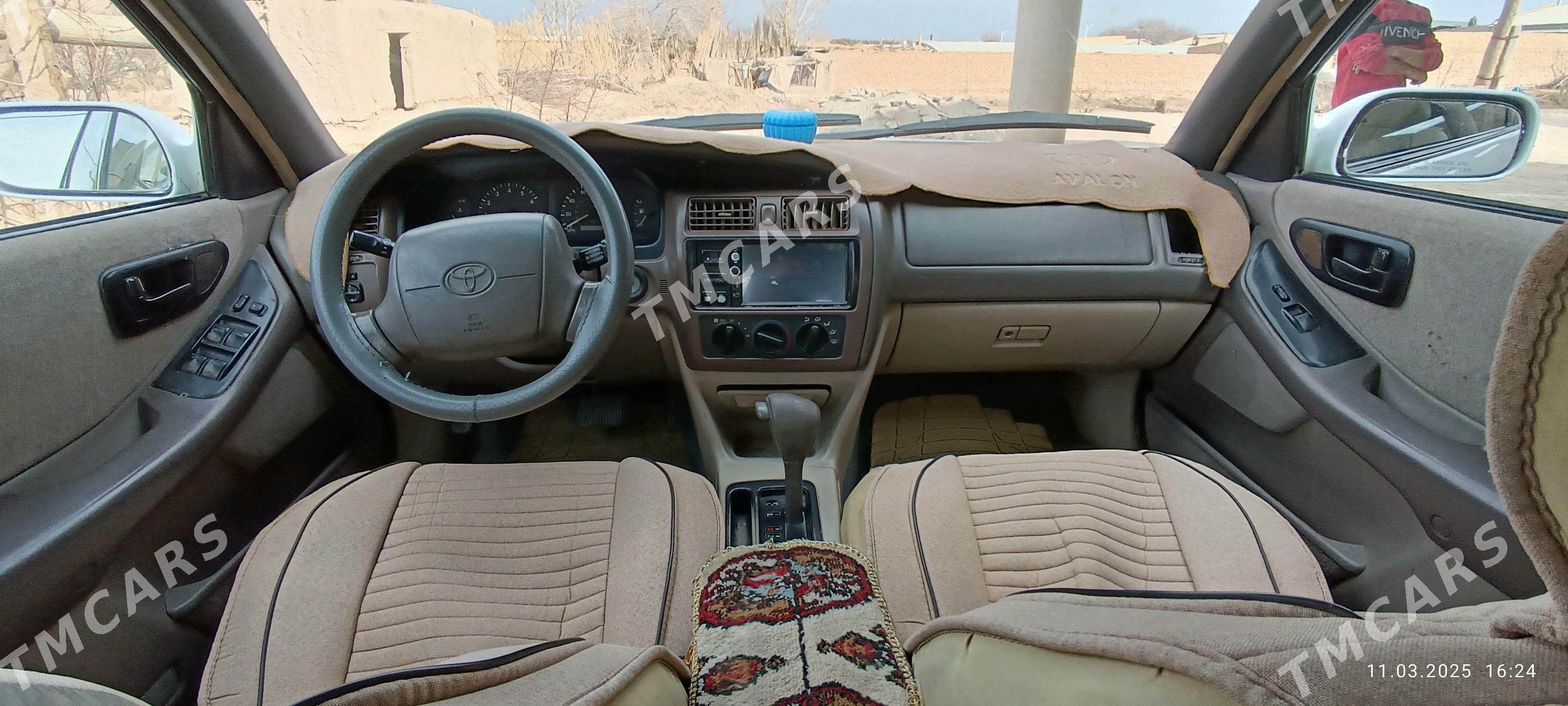 Toyota Avalon 1995 - 70 000 TMT - Саят - img 2