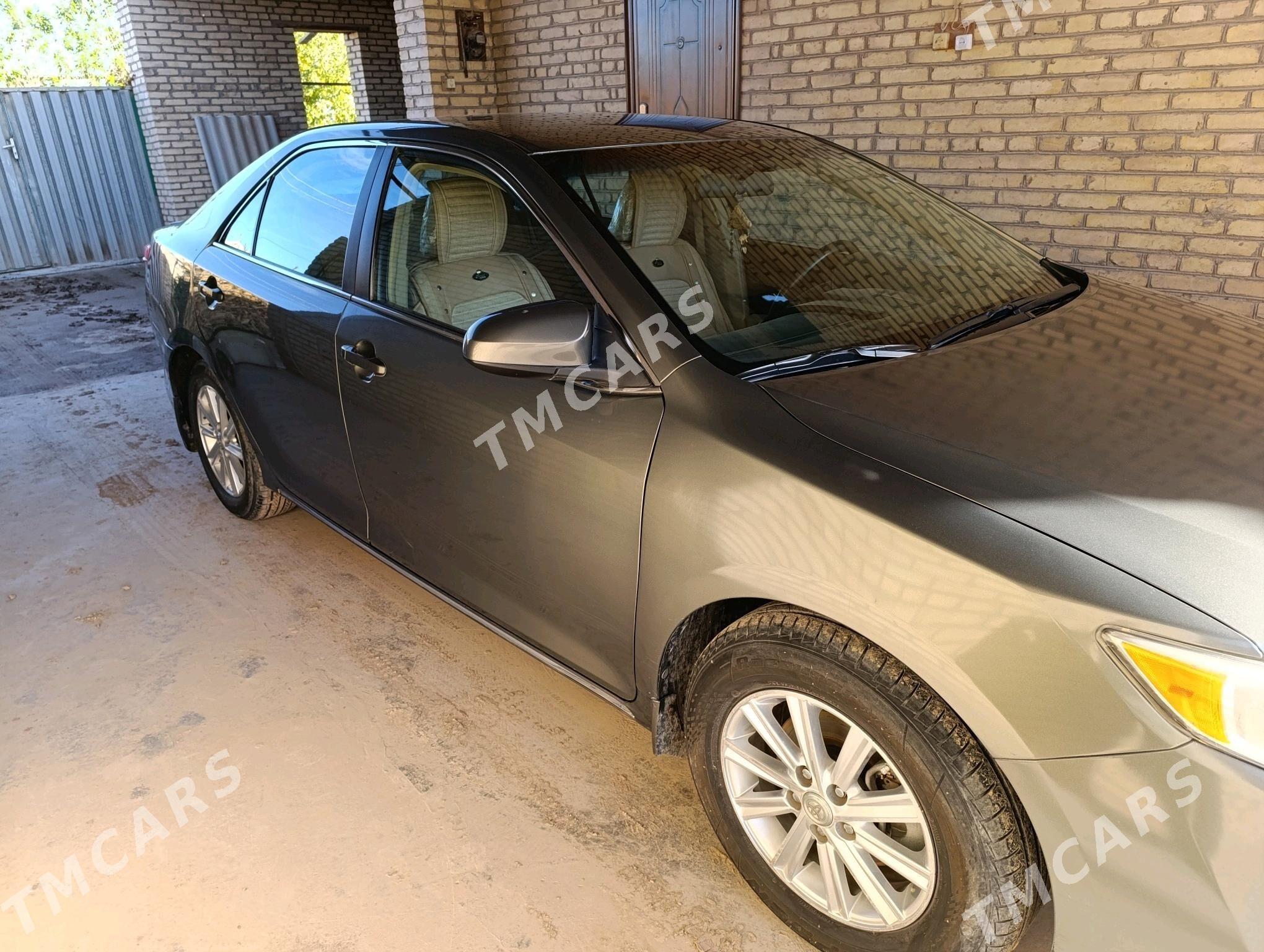 Toyota Camry 2014 - 210 000 TMT - Halaç - img 5