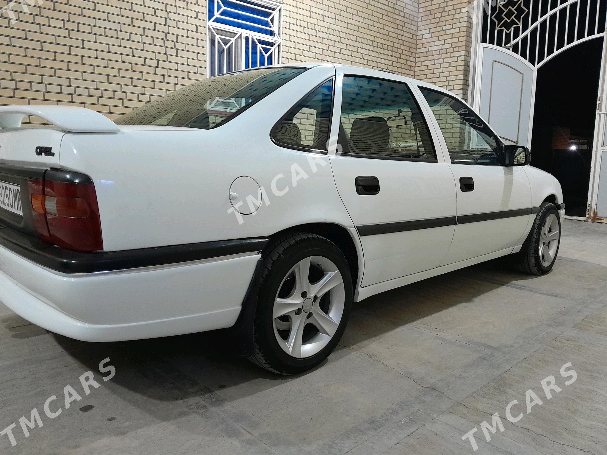 Opel Vectra 1995 - 50 000 TMT - Мургап - img 3