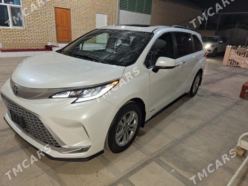 Toyota Sienna 2021 - 570 000 TMT - Мары - img 2