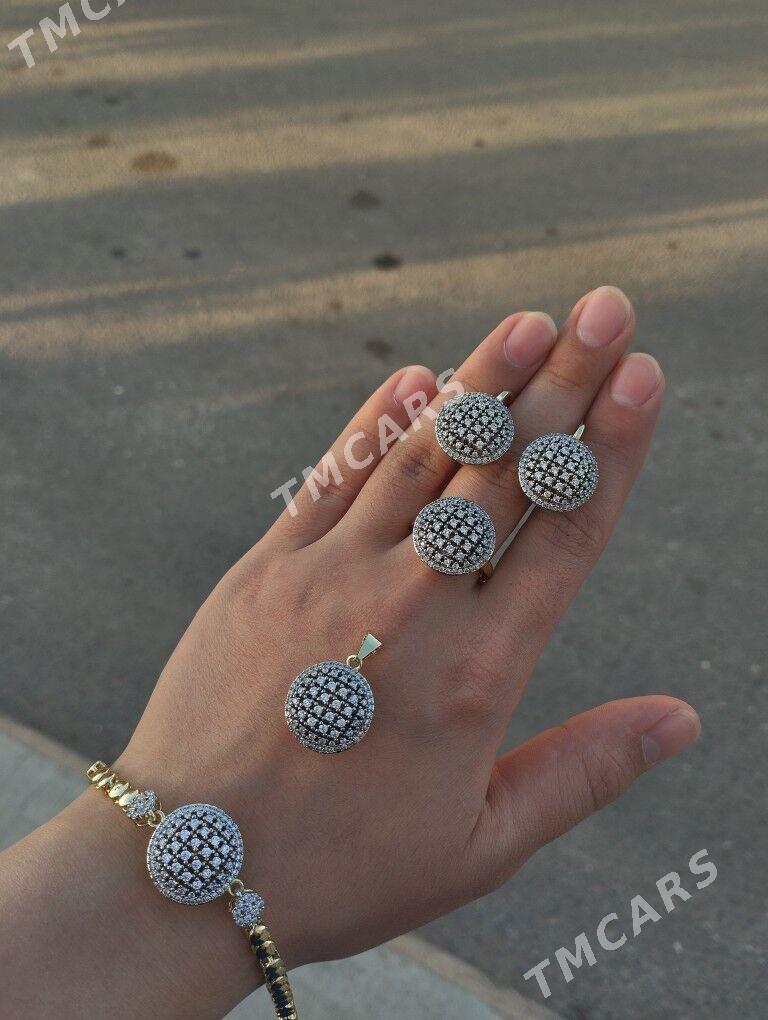 Bjuteriya komplekt - 30 мкр - img 2