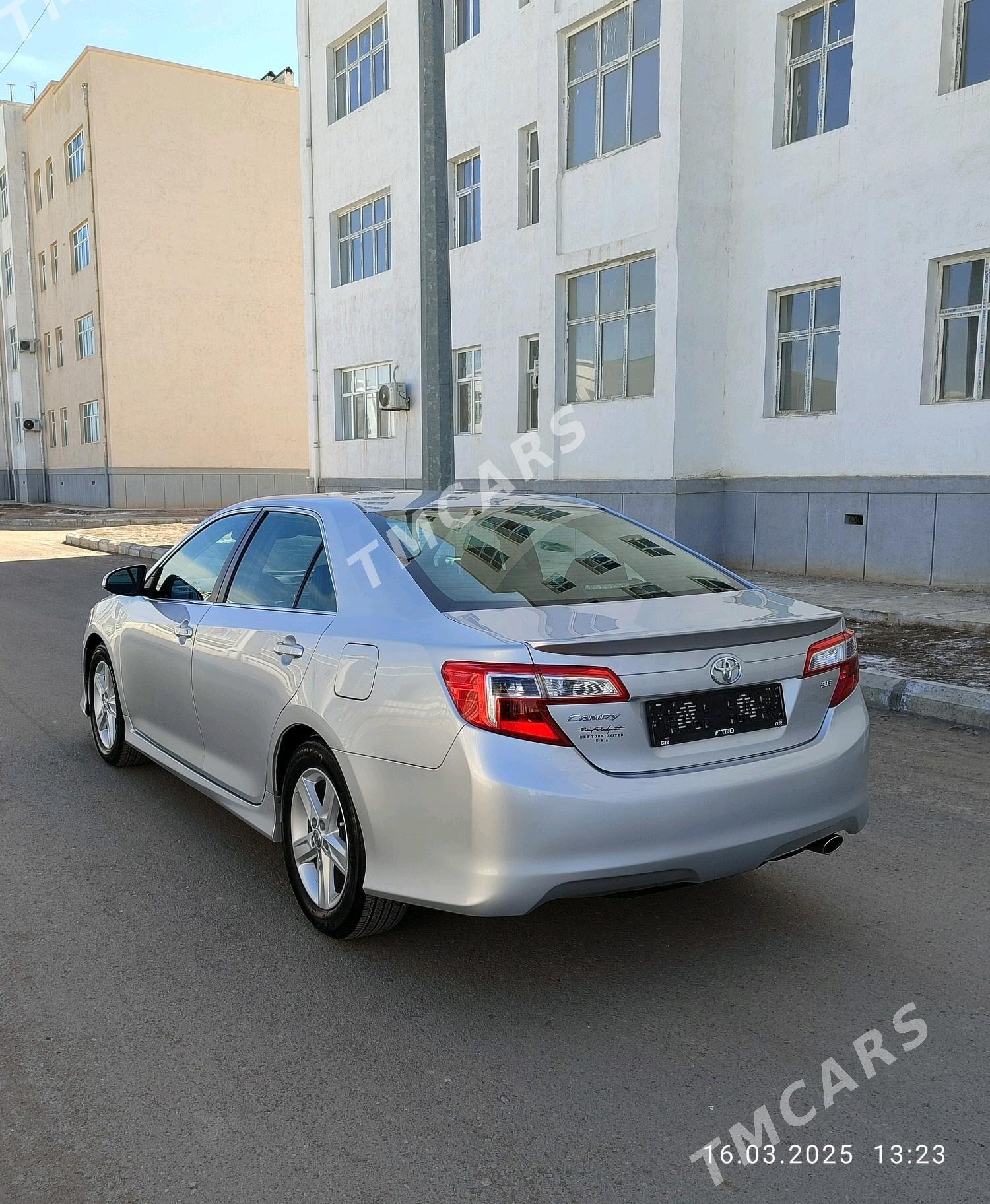 Toyota Camry 2013 - 226 000 TMT - Daşoguz - img 4