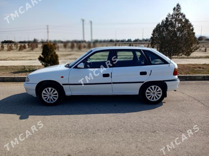 Opel Astra 1995 - 48 000 TMT - Бахарден - img 2