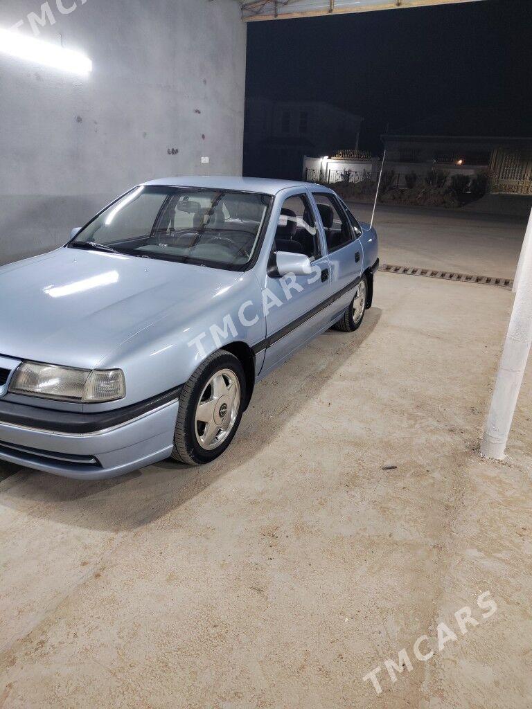 Opel Vectra 1990 - 42 000 TMT - Мары - img 5