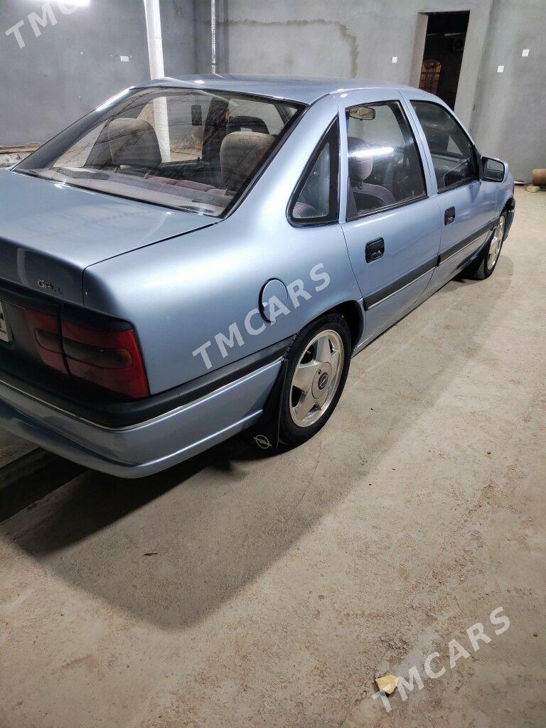 Opel Vectra 1990 - 42 000 TMT - Mary - img 3