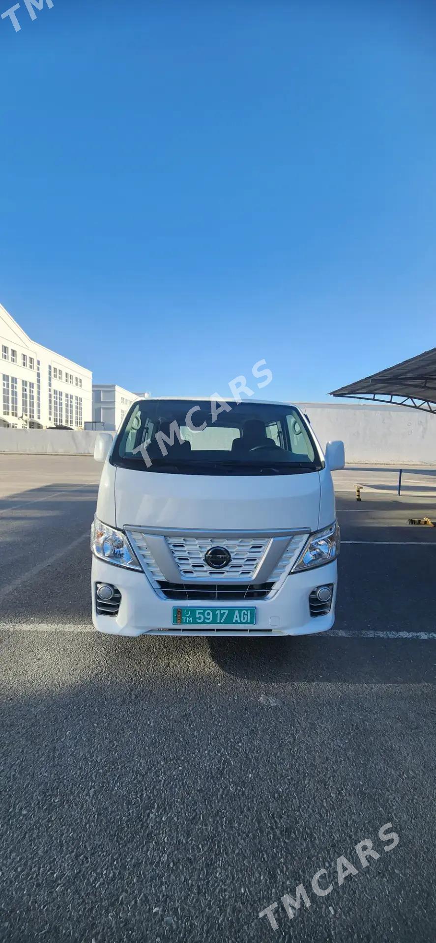 Nissan Urvan 2021 - 320 000 TMT - Ашхабад - img 3