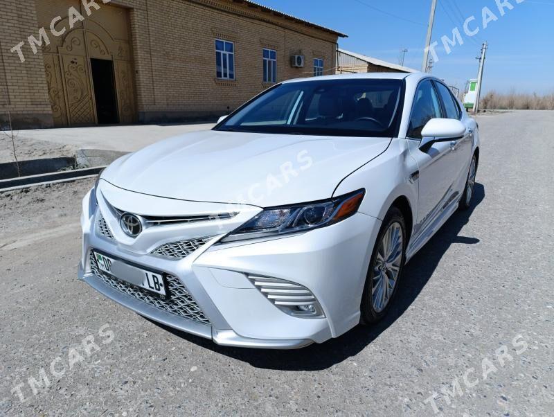 Toyota Camry 2019 - 320 000 TMT - Дянев - img 4