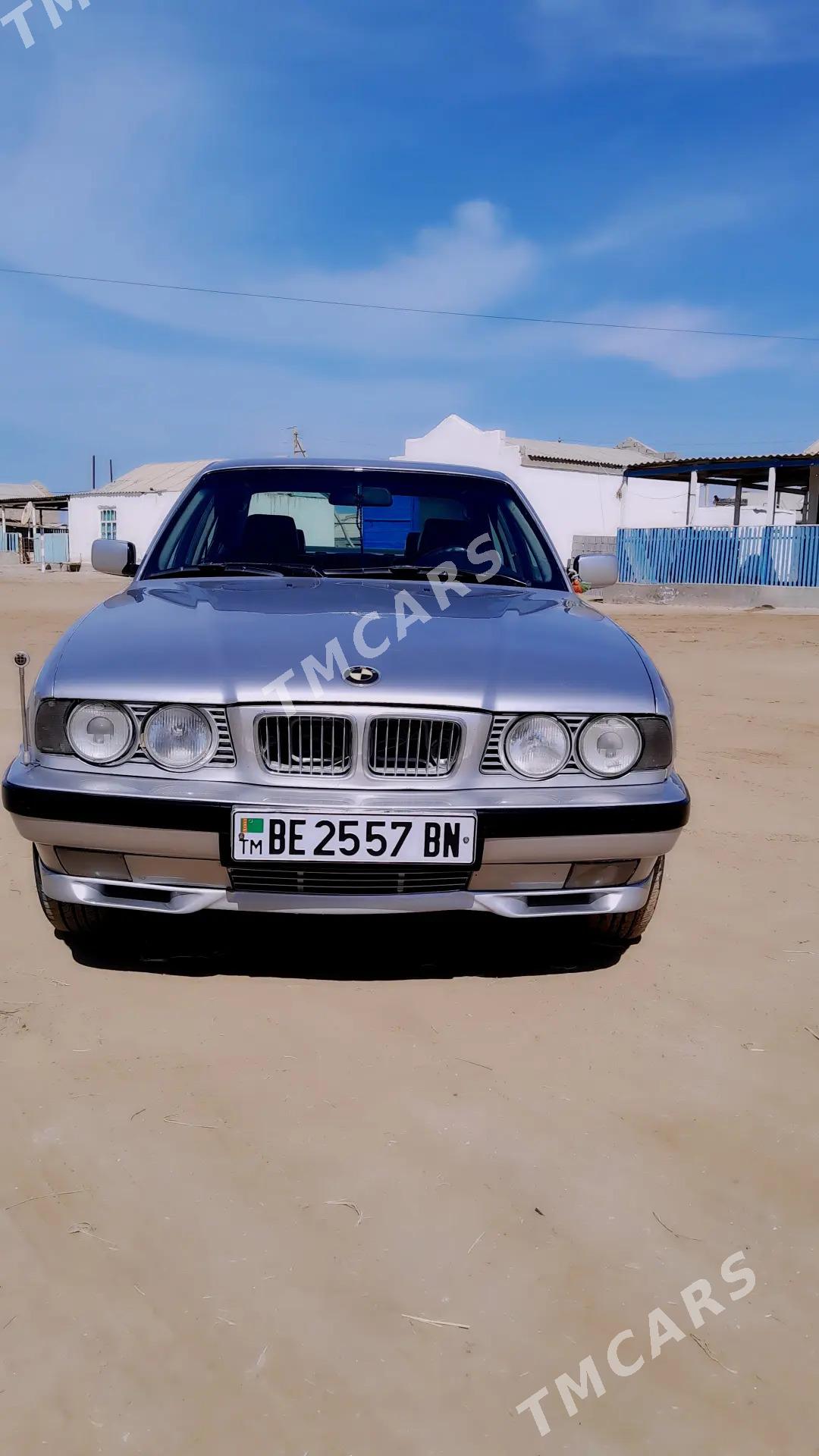 BMW 525 1993 - 60 000 TMT - Балканабат - img 5