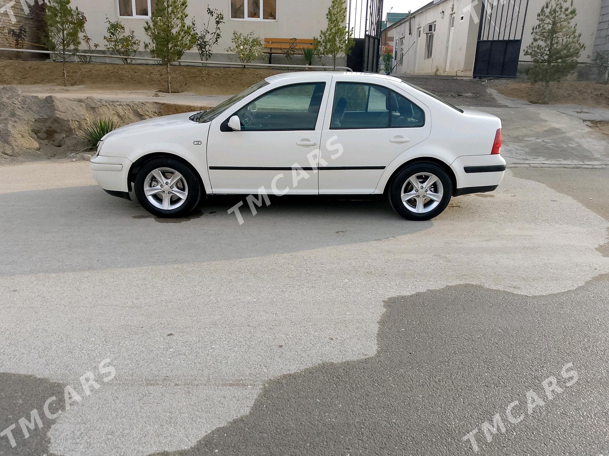 Volkswagen Bora 2000 - 25 000 TMT - Çoganly - img 3