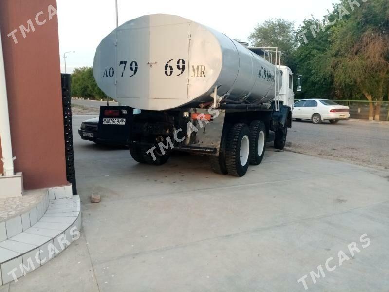 Kamaz 6520 1984 - 220 000 TMT - Байрамали - img 4