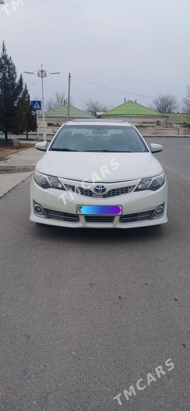 Toyota Camry 2012 - 255 000 TMT - Гёкдепе - img 2