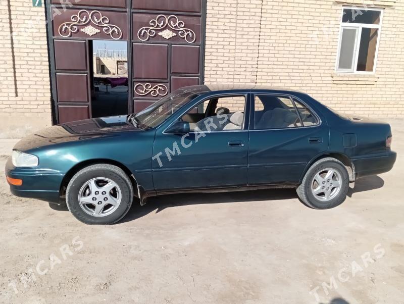 Toyota Camry 1994 - 90 000 TMT - Фарап - img 4