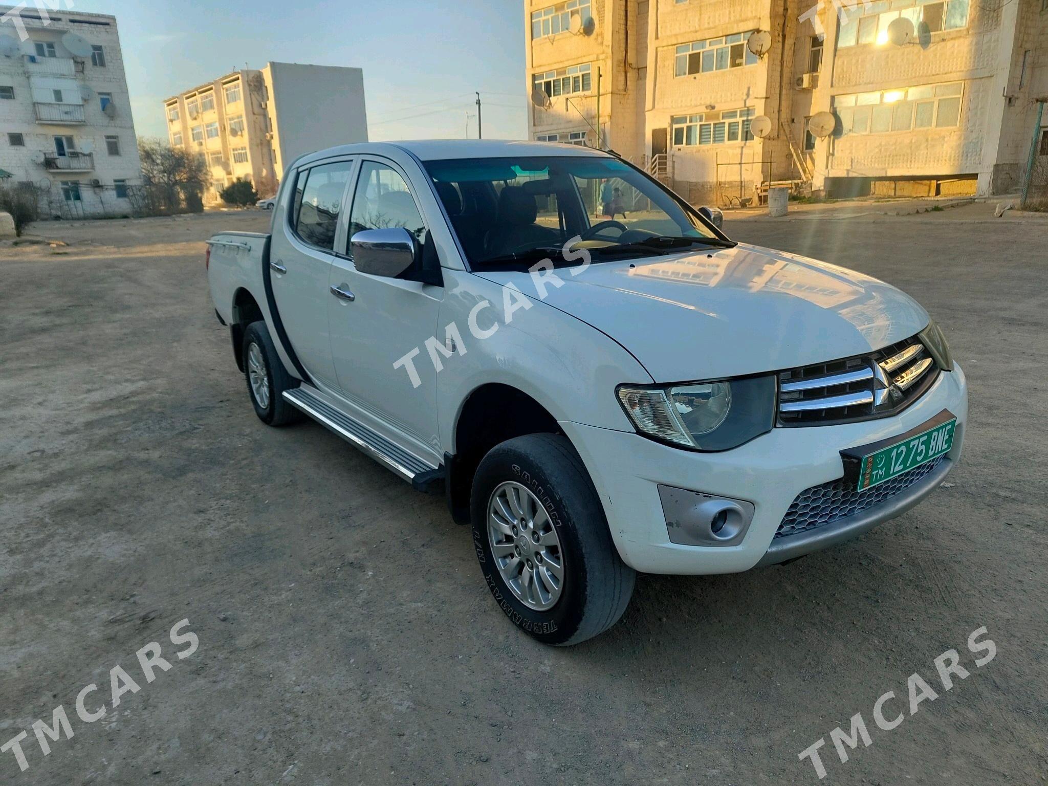 Mitsubishi L200 2012 - 150 000 TMT - Türkmenbaşy - img 2