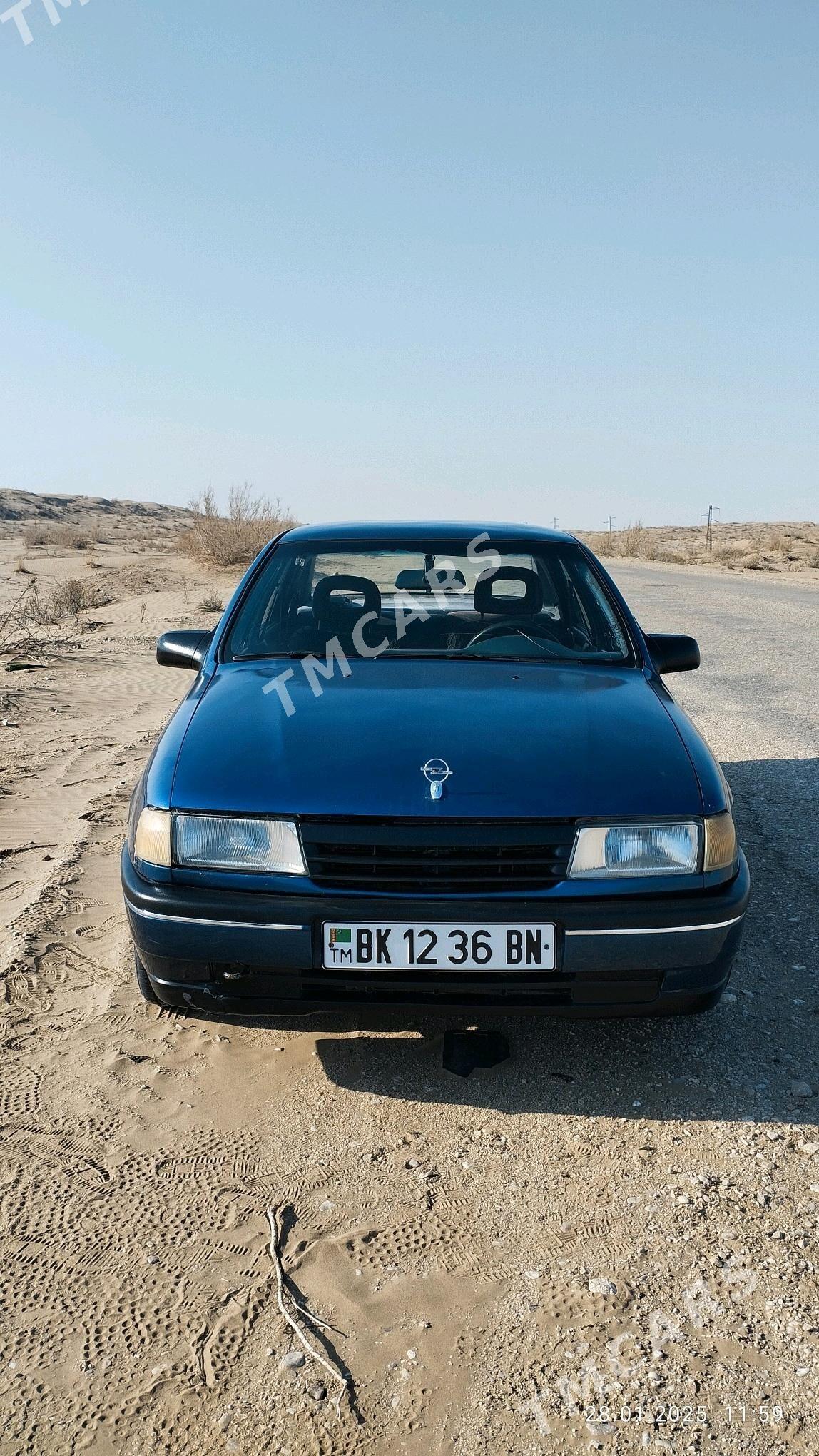 Opel Vectra 1991 - 30 000 TMT - Hazar - img 4