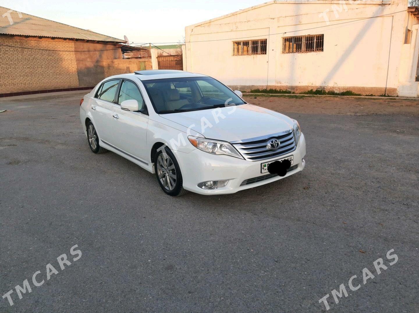 Toyota Avalon 2011 - 260 000 TMT - Хитровка - img 2