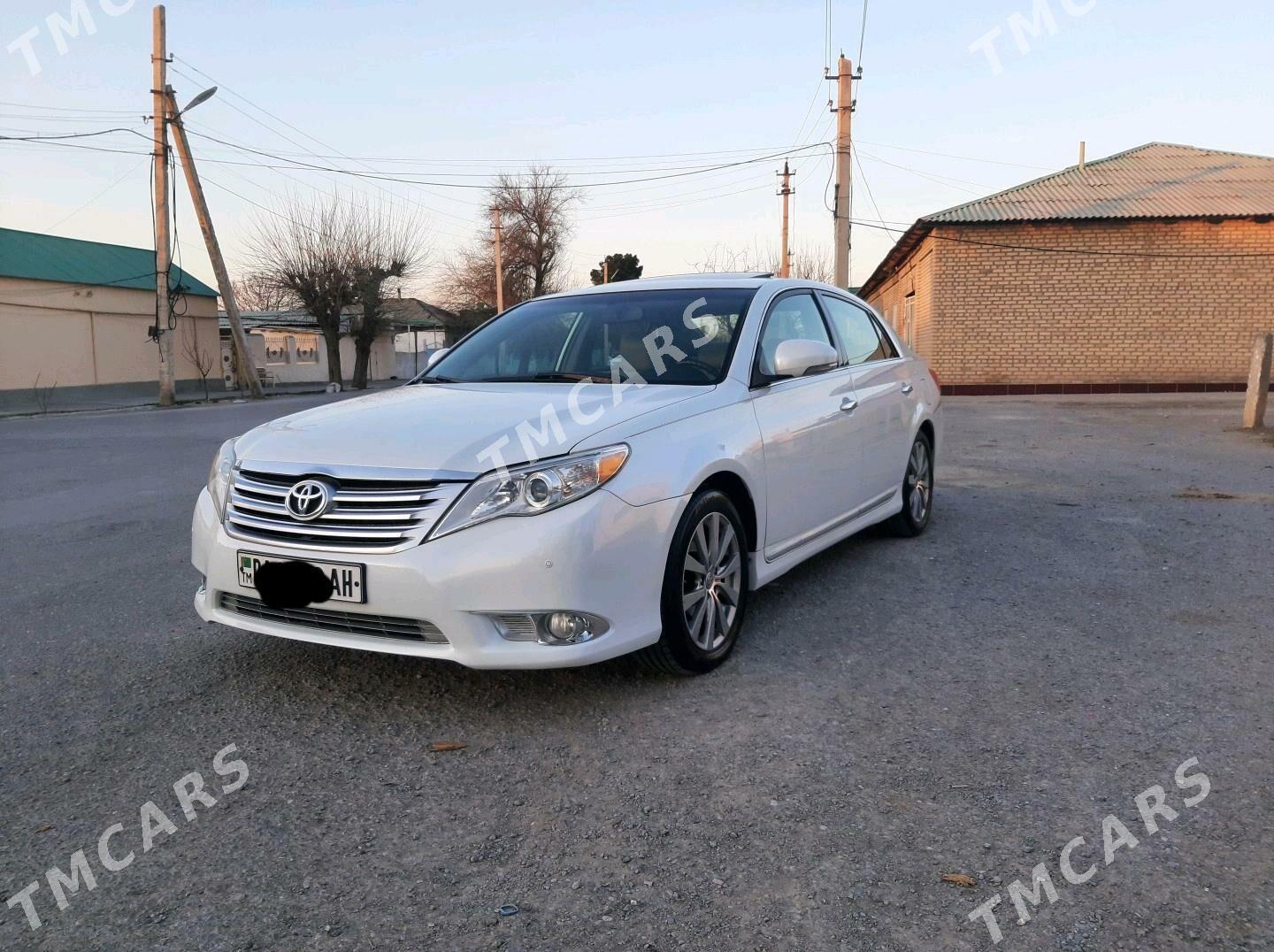 Toyota Avalon 2011 - 260 000 TMT - Хитровка - img 3