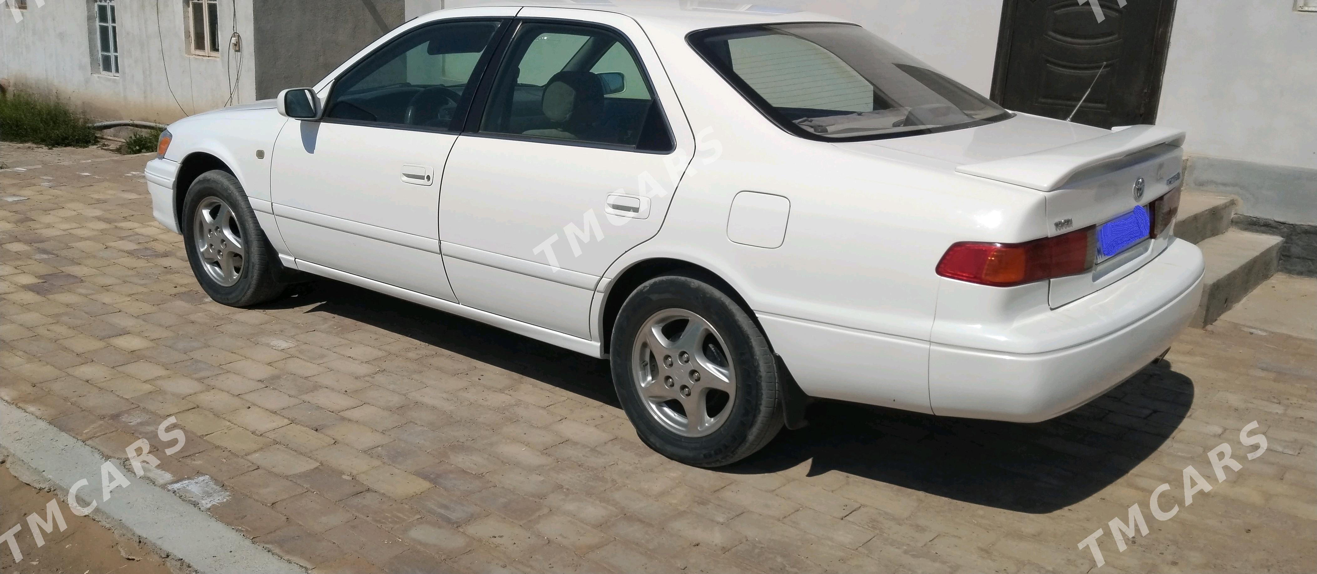 Toyota Camry 2001 - 123 000 TMT - Мургап - img 5