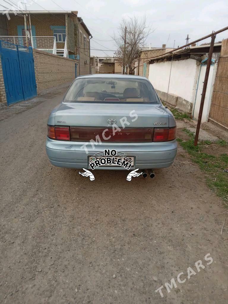 Toyota Camry 1994 - 88 000 TMT - Baýramaly - img 3