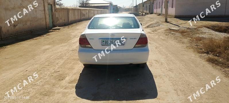 Toyota Camry 2003 - 105 000 TMT - Дашогуз - img 7