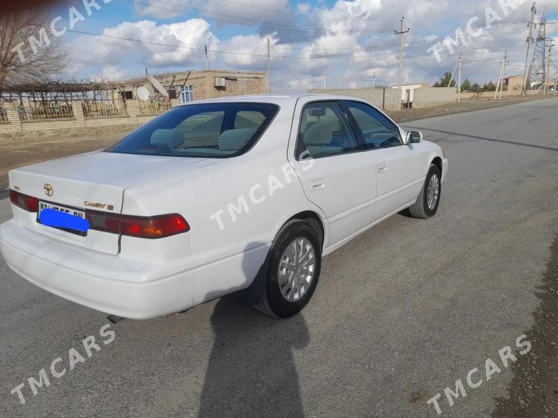 Toyota Camry 1997 - 100 000 TMT - Bereket - img 4