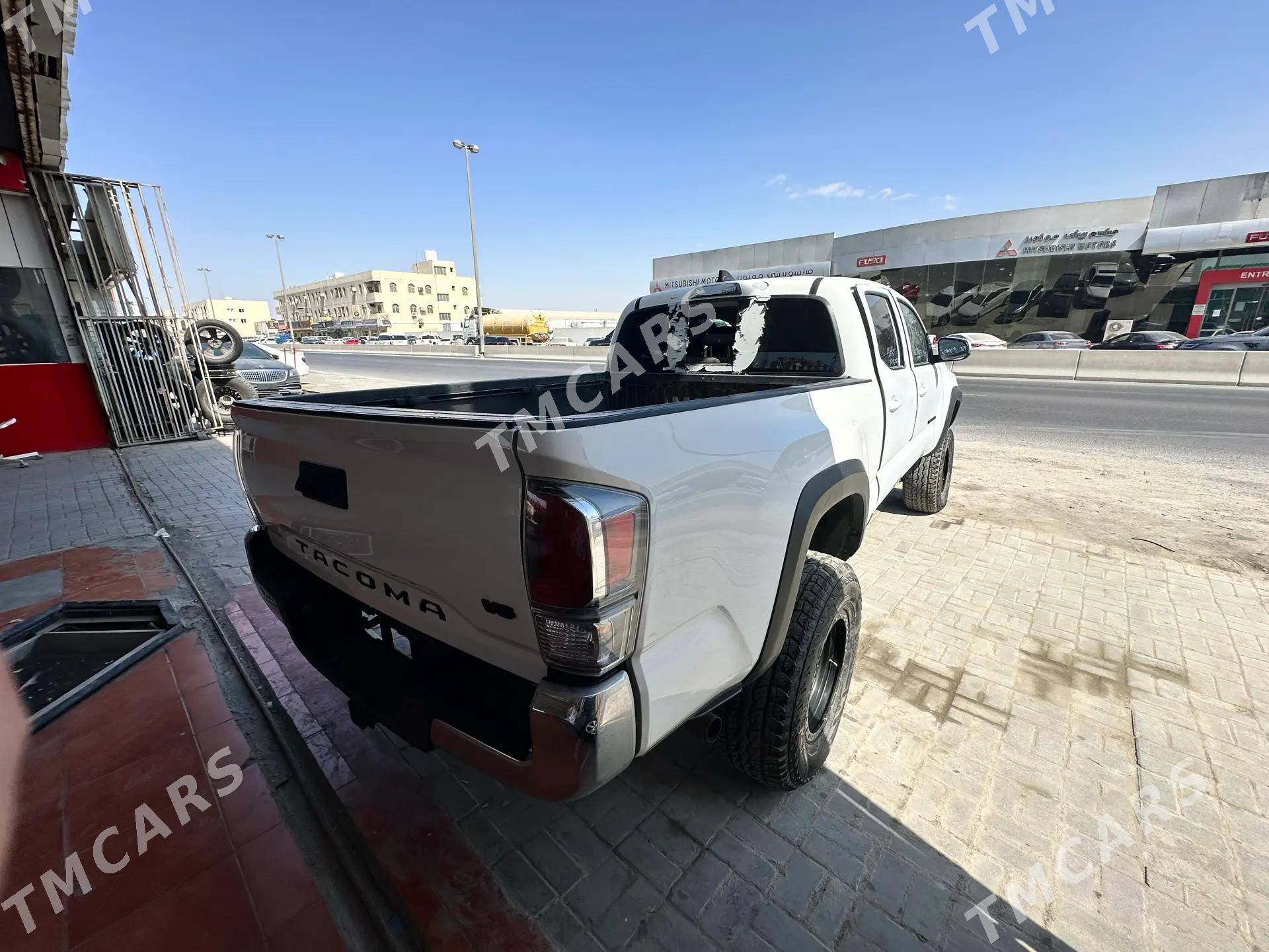 Toyota Tacoma 2022 - 270 000 TMT - Мары - img 2