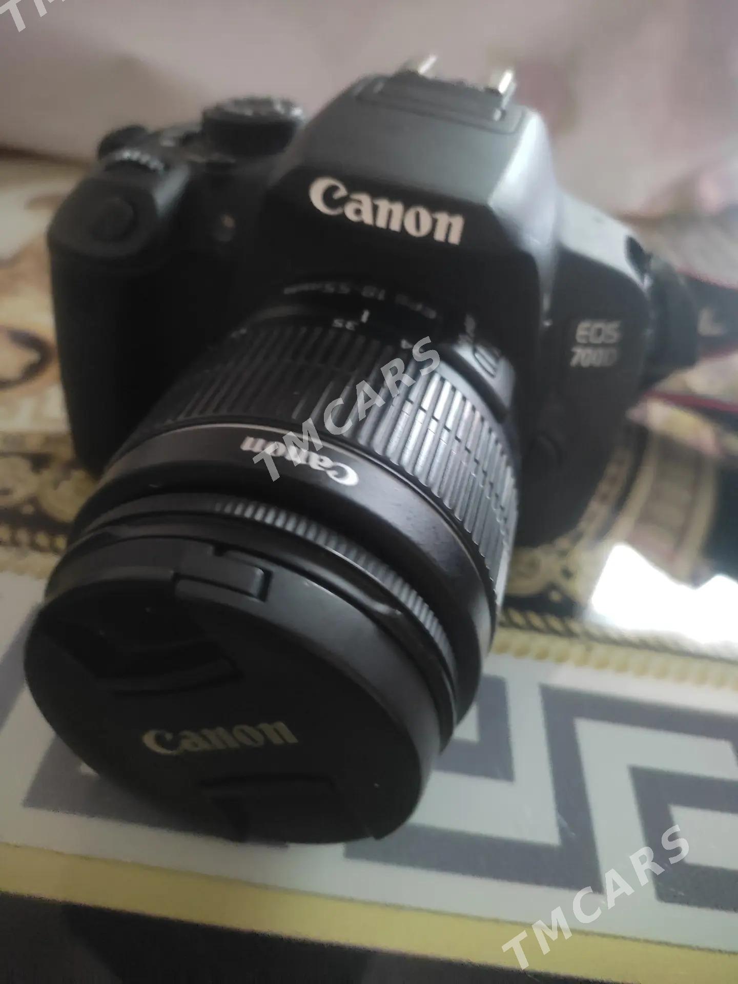 Canon Eos 700d - 8 мкр - img 4