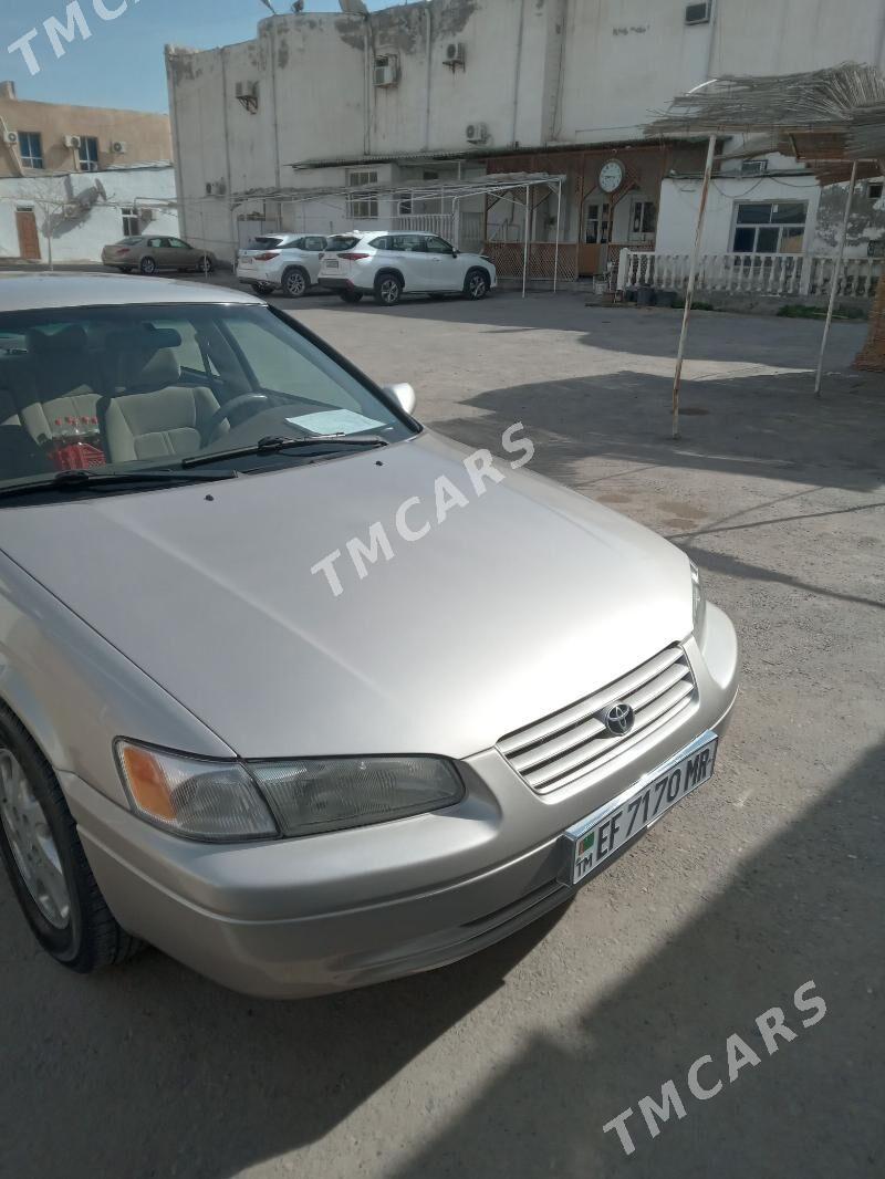 Toyota Camry 1999 - 112 000 TMT - Мары - img 2