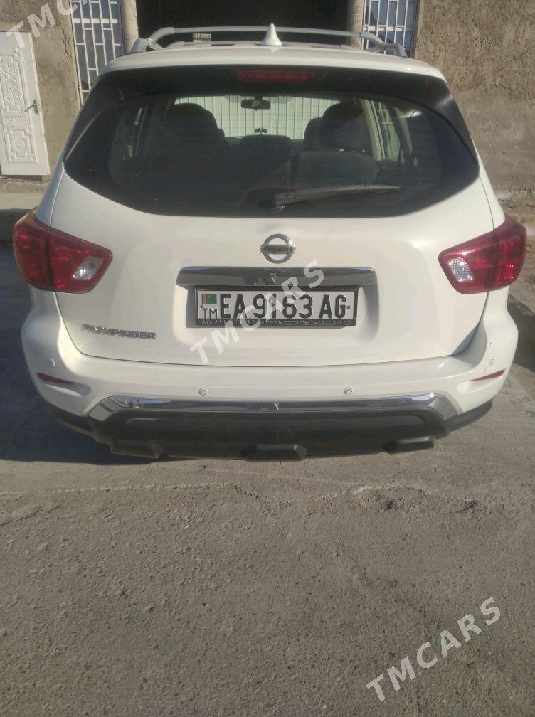 Nissan Pathfinder 2019 - 290 000 TMT - Бузмеин - img 2