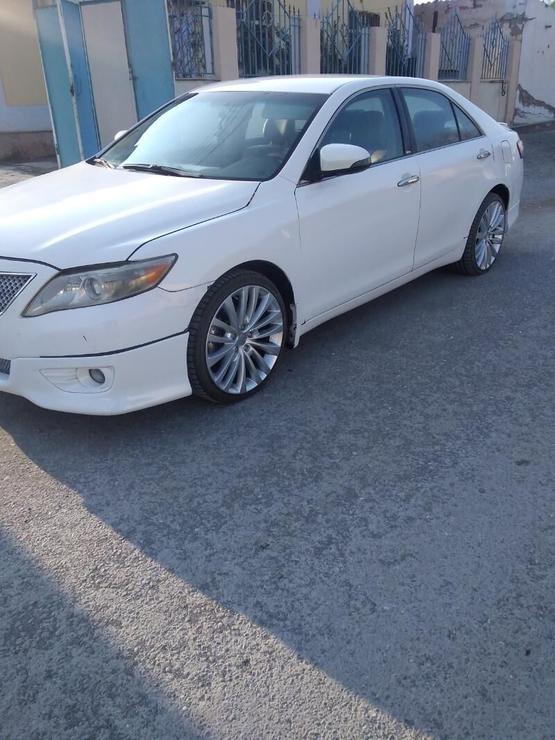 Toyota Camry 2009 - 130 000 TMT - Ак-Бугдайский этрап - img 4