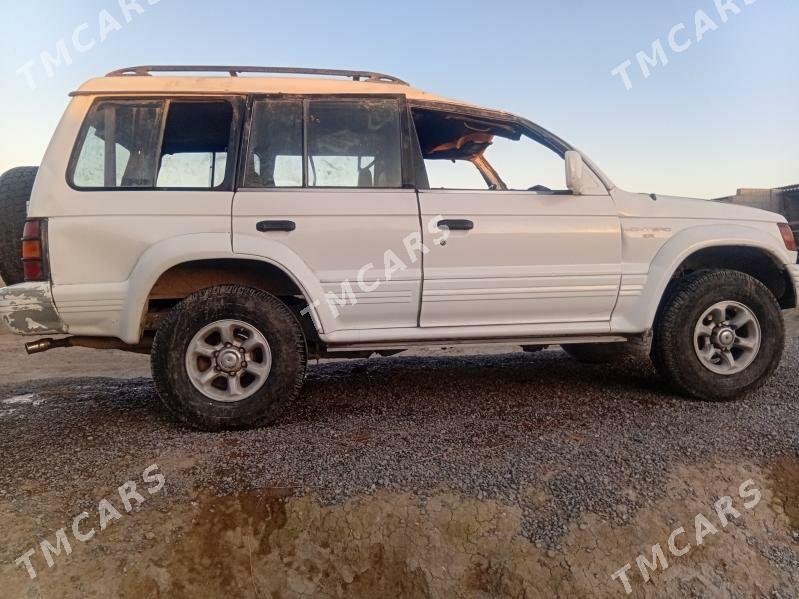 Mitsubishi Montero Sport 1996 - 26 000 TMT - Кака - img 2
