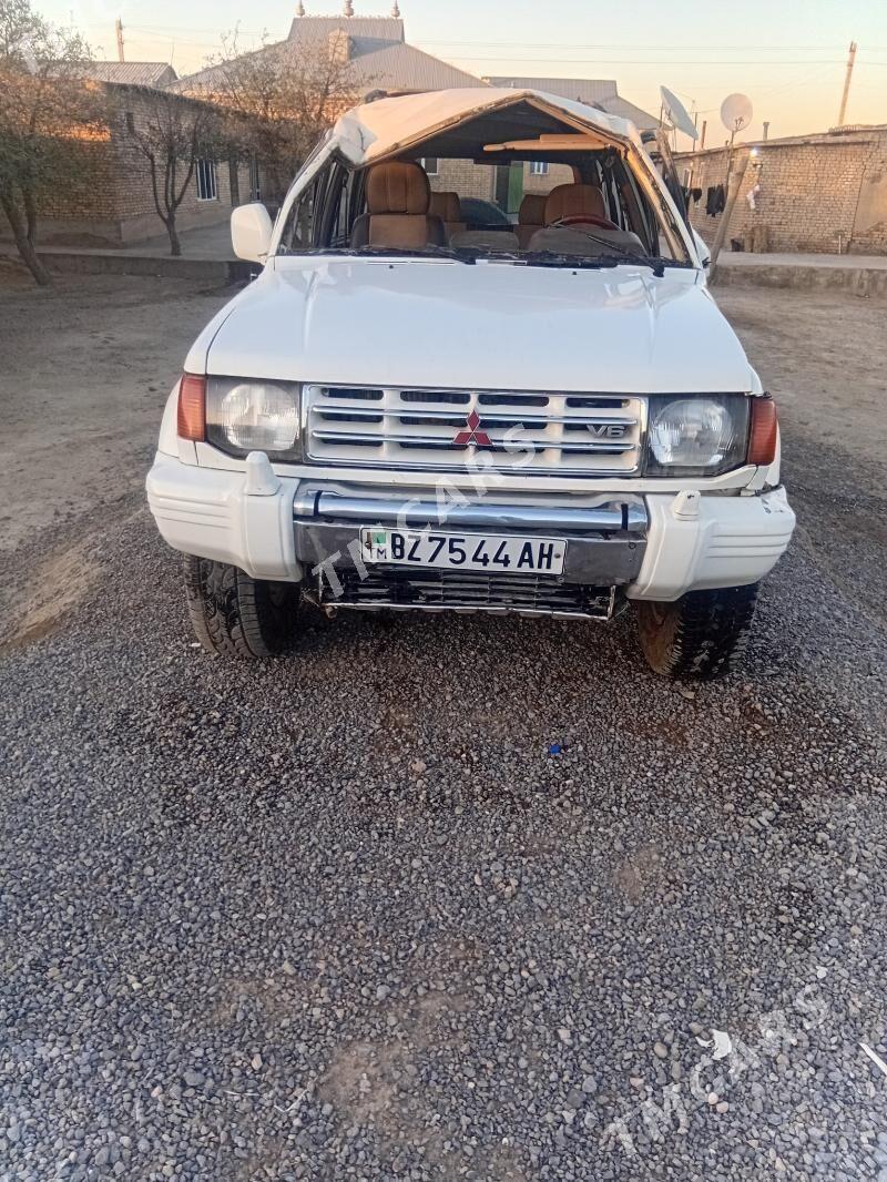 Mitsubishi Montero Sport 1996 - 26 000 TMT - Кака - img 3