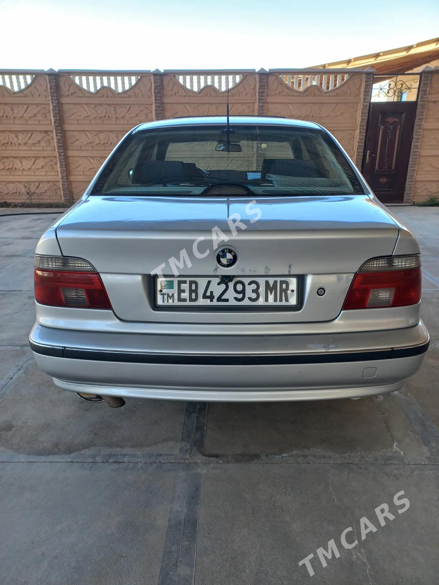 BMW 528 2003 - 90 000 TMT - Mary - img 9