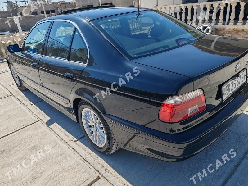 BMW 530 2002 - 130 000 TMT - Jebel - img 2