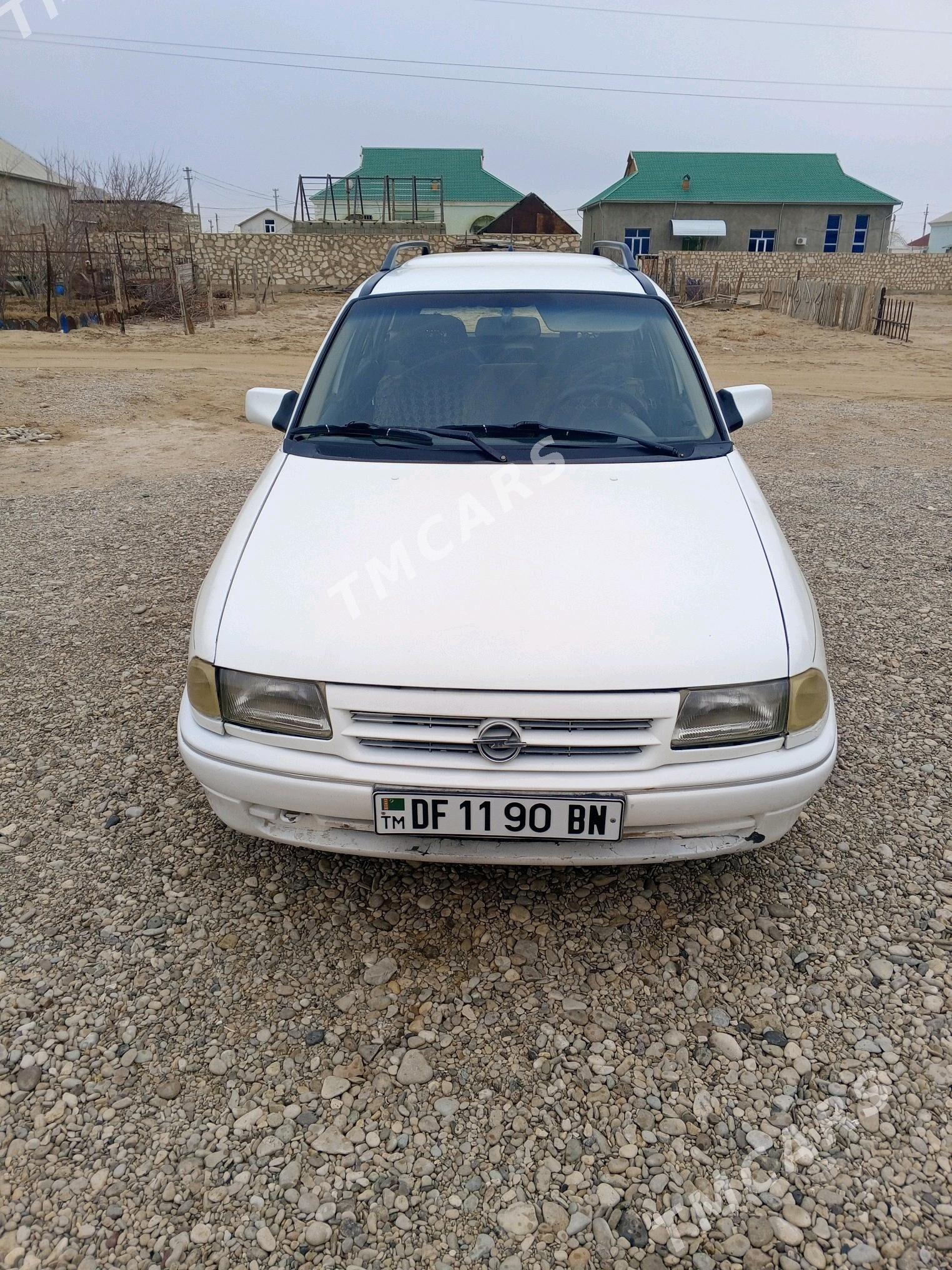 Opel Astra 1994 - 40 000 TMT - Jebel - img 2