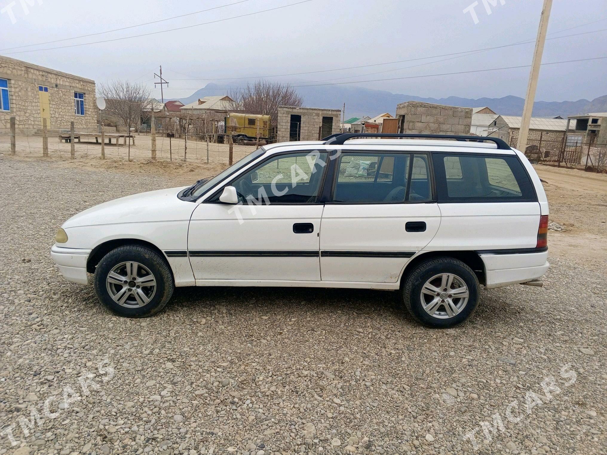 Opel Astra 1994 - 40 000 TMT - Джебел - img 3