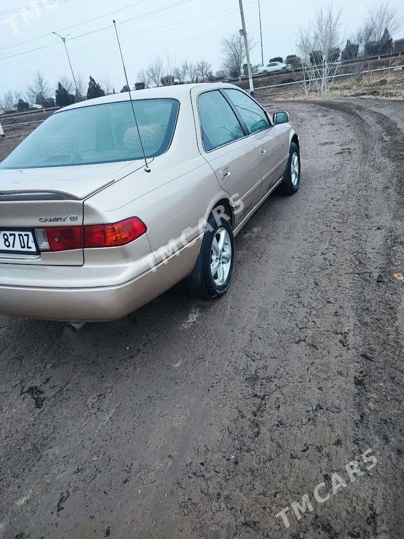 Toyota Camry 2001 - 118 000 TMT - Кёнеургенч - img 5