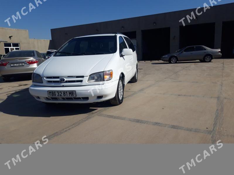 Toyota Sienna 2000 - 140 000 TMT - Mary - img 3