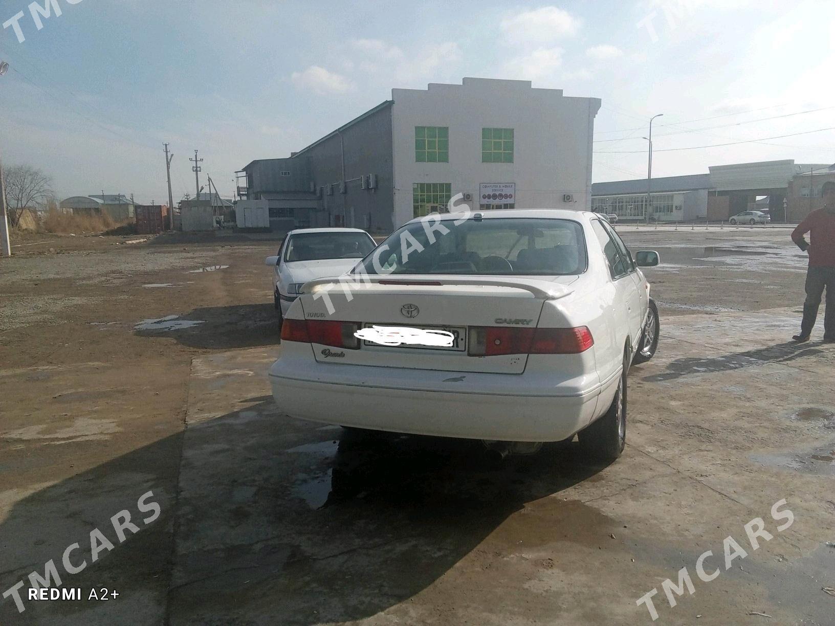 Toyota Camry 1998 - 110 000 TMT - Мары - img 2