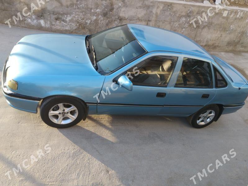 Opel Vectra 1993 - 40 000 TMT - Farap - img 2