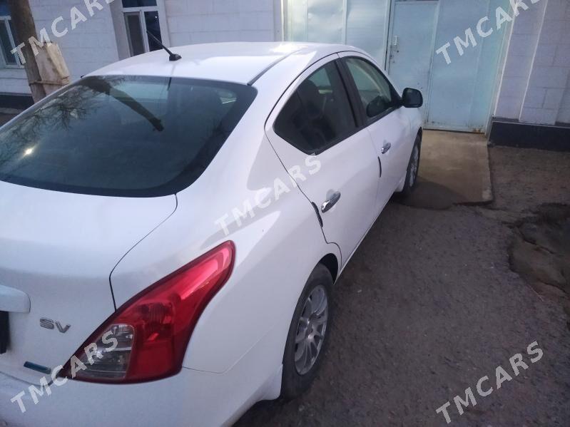 Nissan Versa 2012 - 90 000 TMT - Ёлётен - img 2