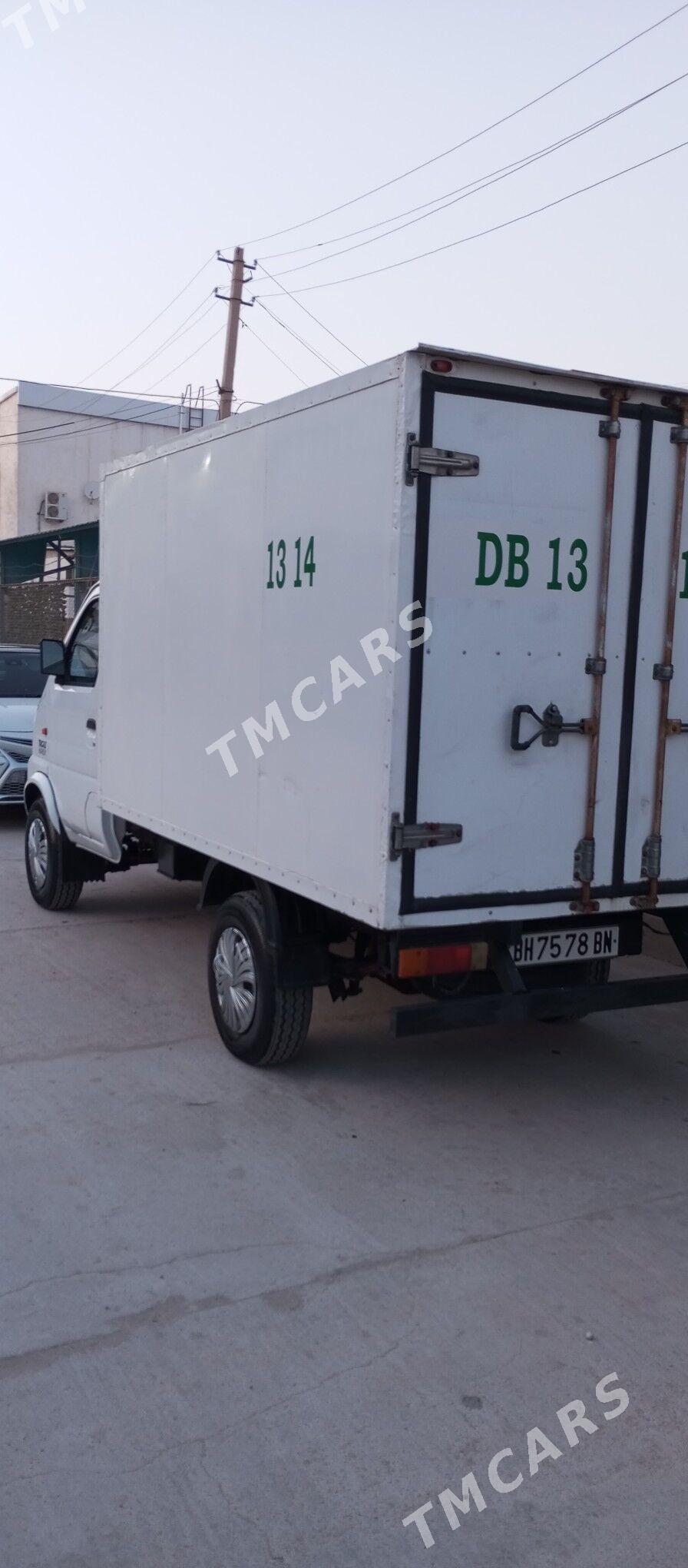 Toyota Dyna 2015 - 140 000 TMT - Ашхабад - img 4