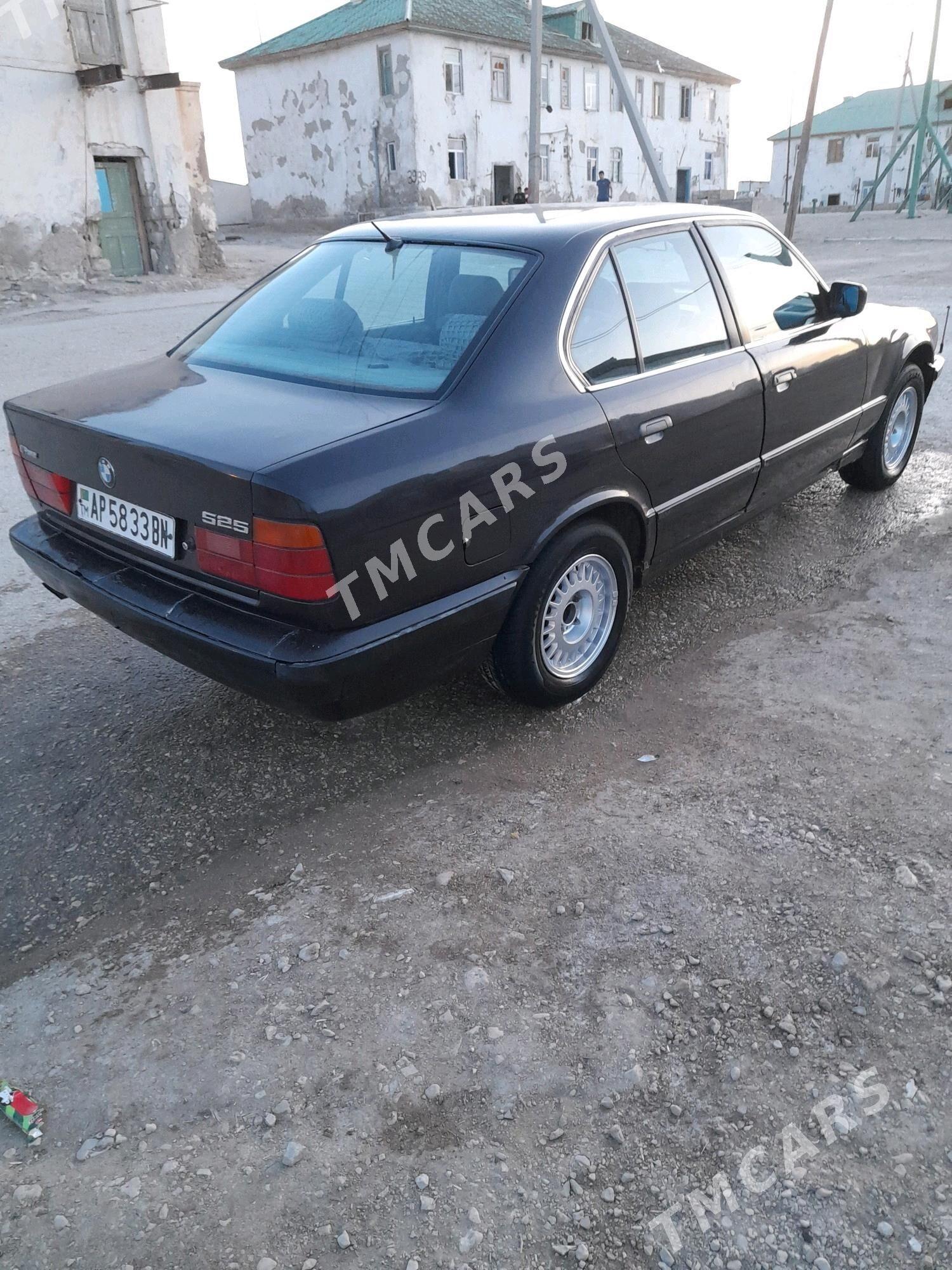 BMW 5 Series 1992 - 30 000 TMT - Balkanabat - img 2