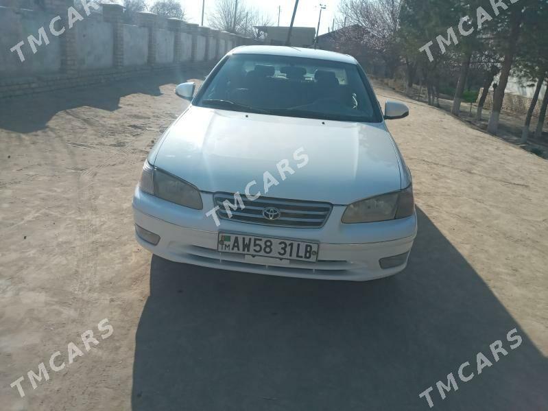 Toyota Camry 2001 - 130 000 TMT - Халач - img 6