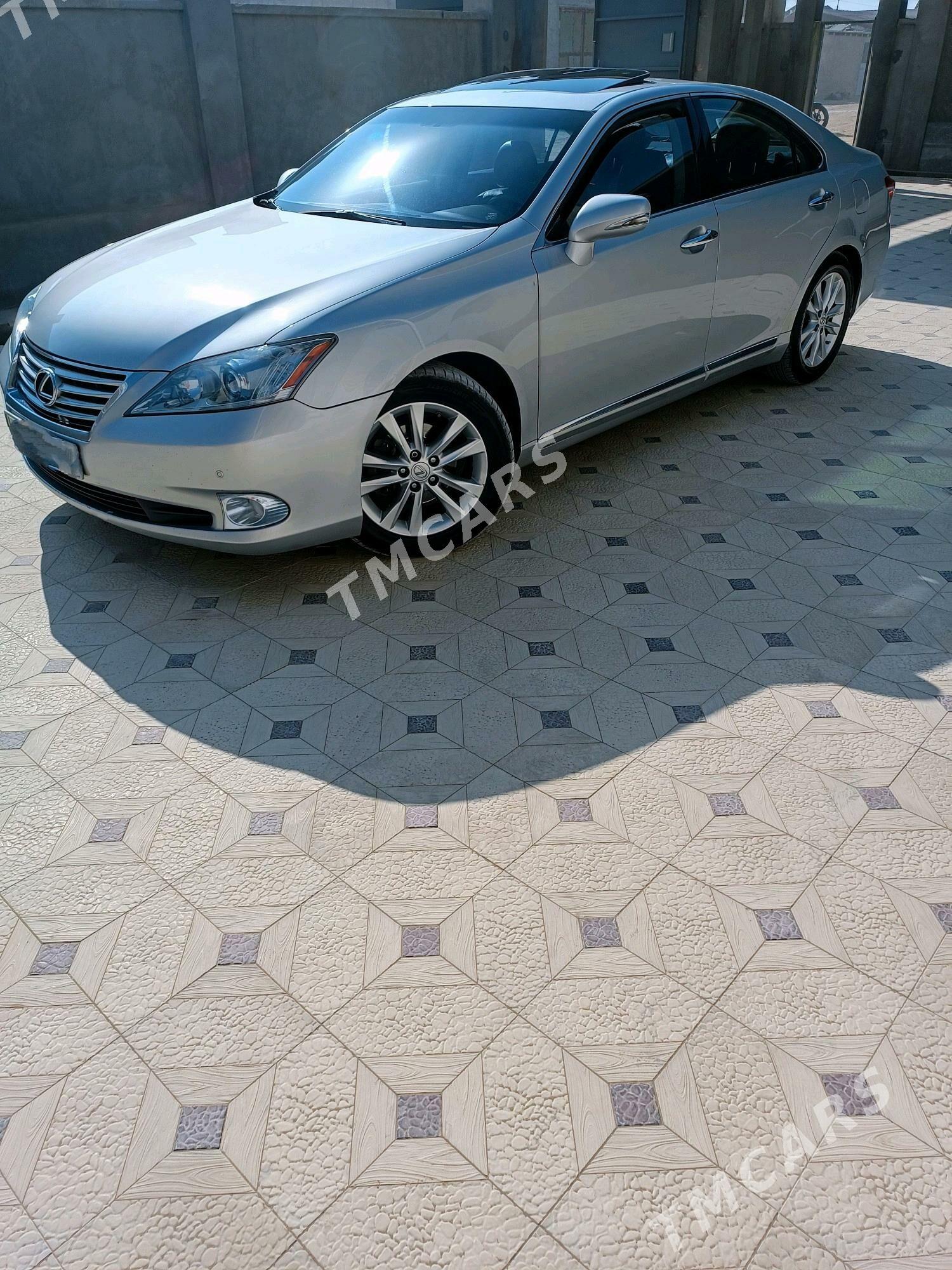 Lexus ES 350 2011 - 270 000 TMT - Гумдаг - img 3