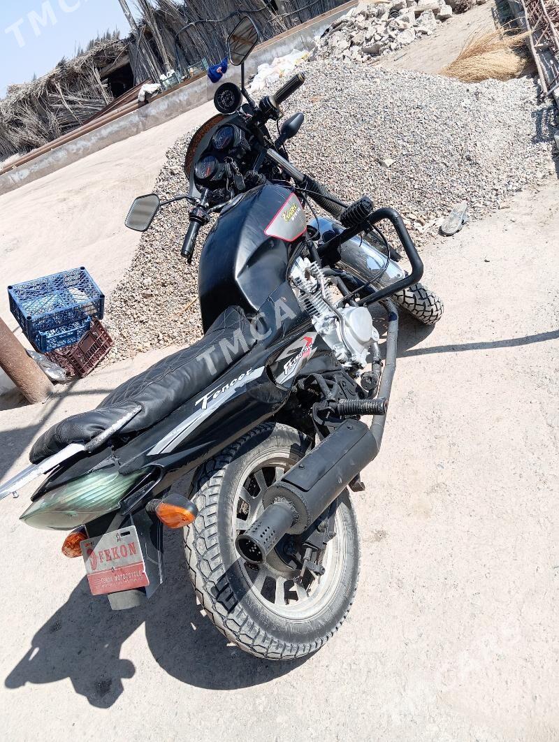 Fekon FK200-14G 2015 - 20 000 TMT - Сакар - img 2