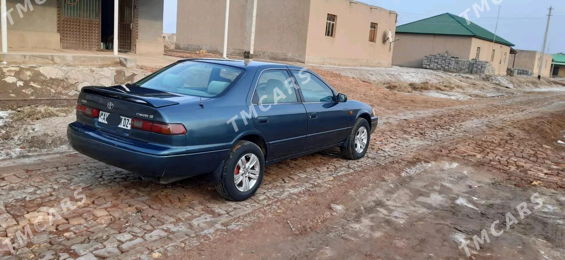 Toyota Camry 1998 - 106 000 TMT - Türkmenbaşy etr. - img 3