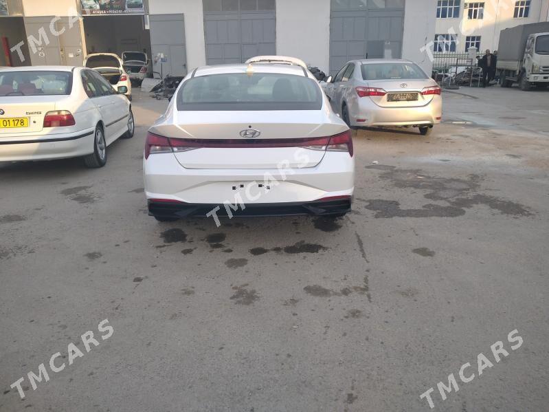 Hyundai Elantra 2021 - 230 000 TMT - Aşgabat - img 4