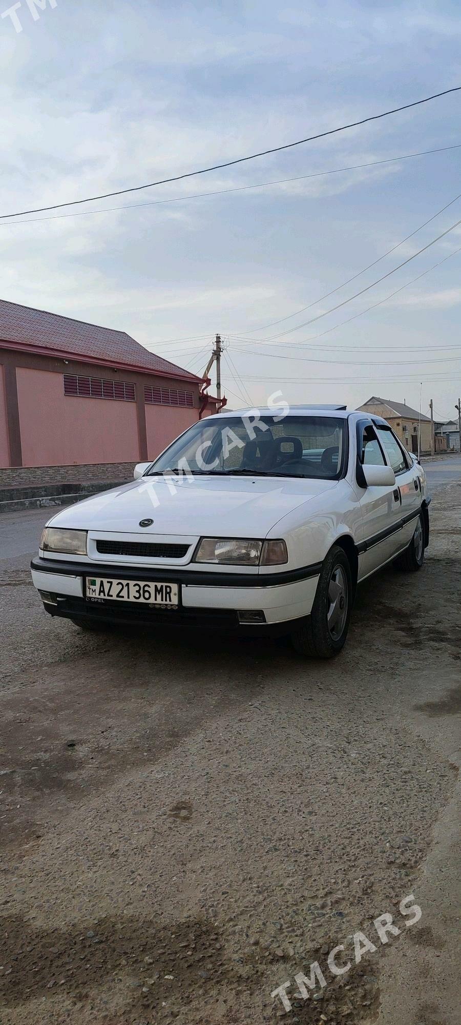 Opel Vectra 1992 - 44 000 TMT - Мары - img 3